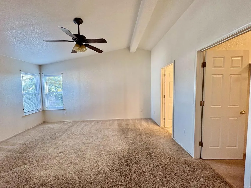 https://cdn.realtyfeed.com/cdn/127/306589085/d420fe16853f30e338bc1cec630bcbd1.webp