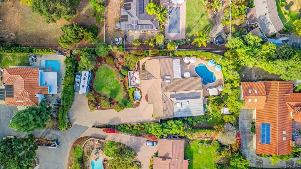 https://cdn.realtyfeed.com/cdn/127/306589133/64173326d29250ed279874df33b633ba.webp