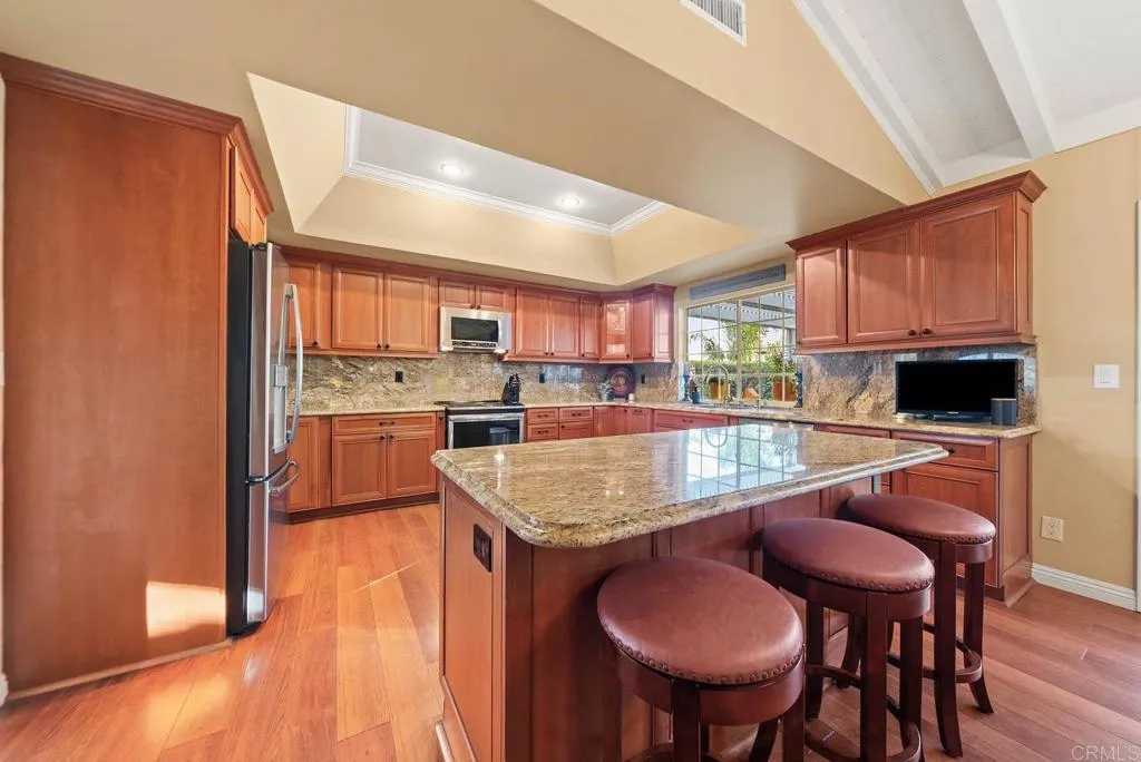 https://cdn.realtyfeed.com/cdn/127/306589133/6696a020180fd1a871a66ebeae511a21.webp