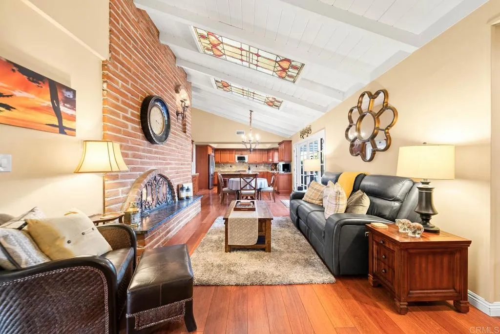 https://cdn.realtyfeed.com/cdn/127/306589133/8dd845697368009b154f62f1a9536235.webp