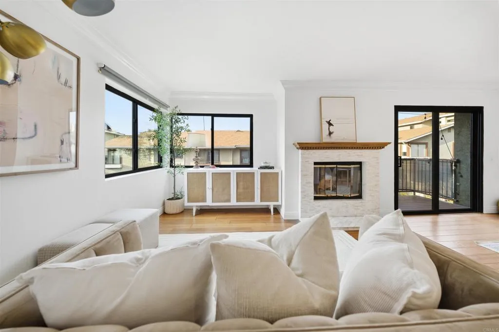 https://cdn.realtyfeed.com/cdn/127/306589146/869d6f8abede656c5fae03533f60e553.webp