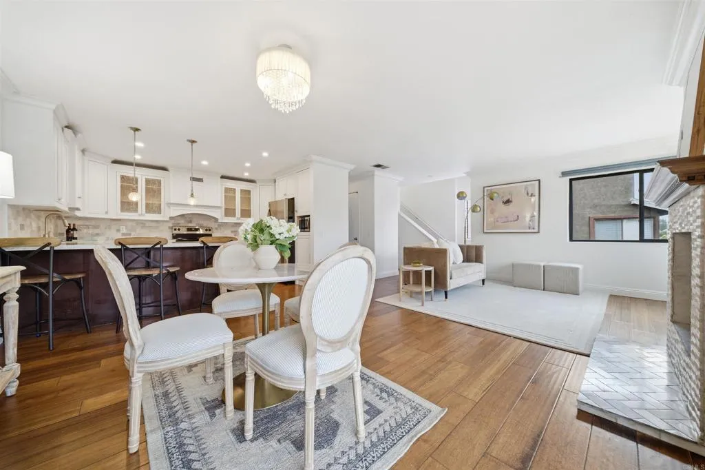 https://cdn.realtyfeed.com/cdn/127/306589146/a808652632738711c0c1151ae4ceeb87.webp