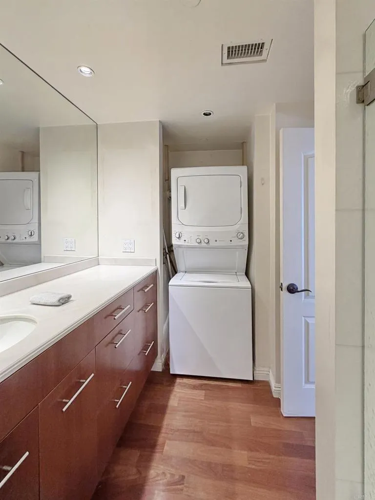 https://cdn.realtyfeed.com/cdn/127/306589264/14ba4868219492bc714847a7961f623a.webp