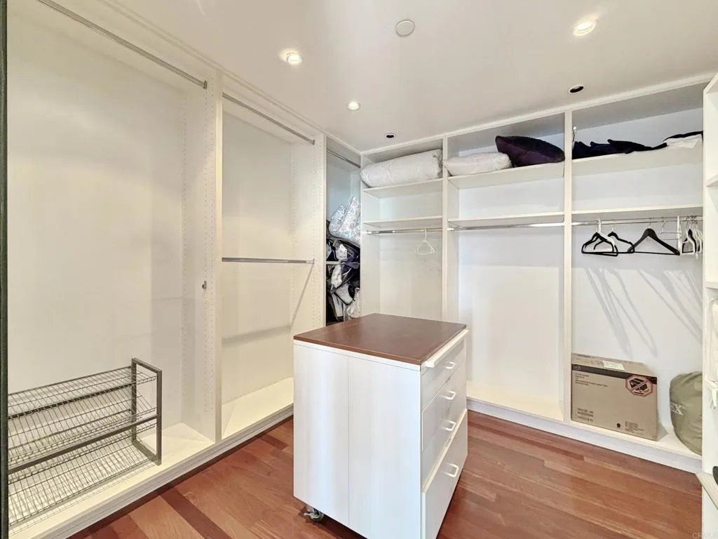 https://cdn.realtyfeed.com/cdn/127/306589264/1592523232c805a3920a79ff417a6d3e.webp