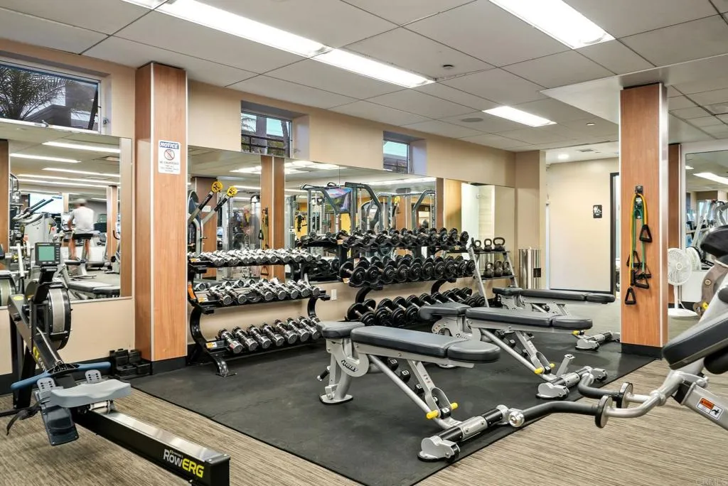 https://cdn.realtyfeed.com/cdn/127/306589264/22c5c92e50ab5598834132fc1d294fcd.webp