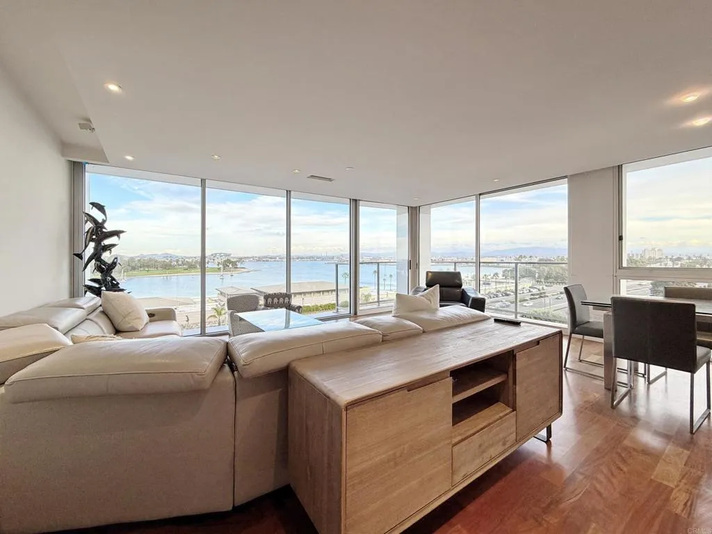 https://cdn.realtyfeed.com/cdn/127/306589264/500c344607474a2e990b57f39e03281d.webp