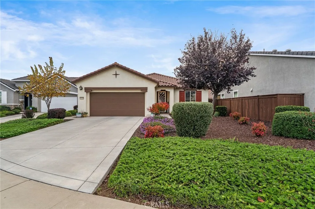 9276 Red Thistle Court, Sacramento, CA 95829 - Photo 2 of 40, Sacramento, CA