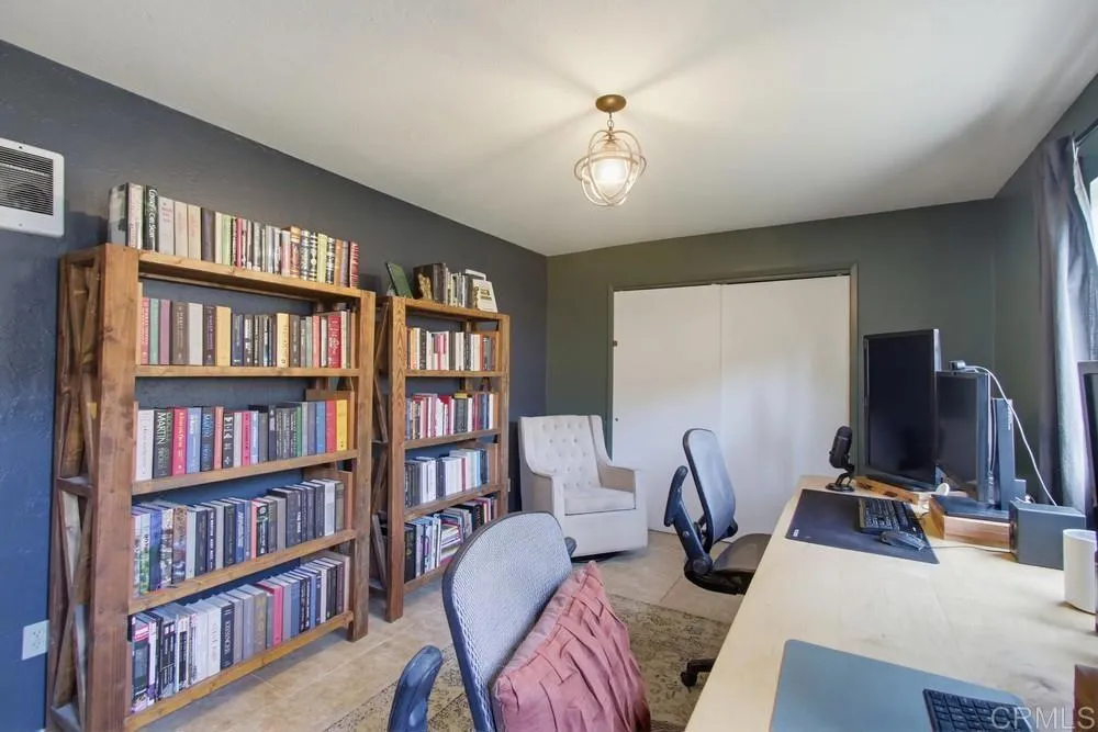 https://cdn.realtyfeed.com/cdn/127/306589301/812c9ba84474d8a666f52c148d880dfb.webp