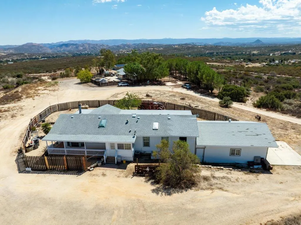 https://cdn.realtyfeed.com/cdn/127/306589374/469313847fe659143b9a022c7ac187e6.webp