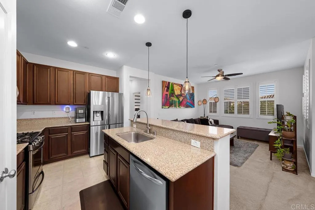https://cdn.realtyfeed.com/cdn/127/306589417/94713601154080b598a83cc2e9f40426.webp