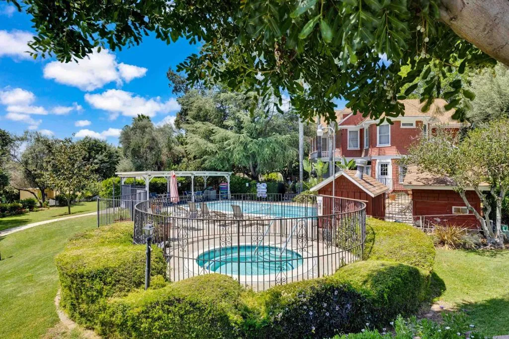 https://cdn.realtyfeed.com/cdn/127/306589420/7c613ae46c89fb09d1d567b421344ede.webp