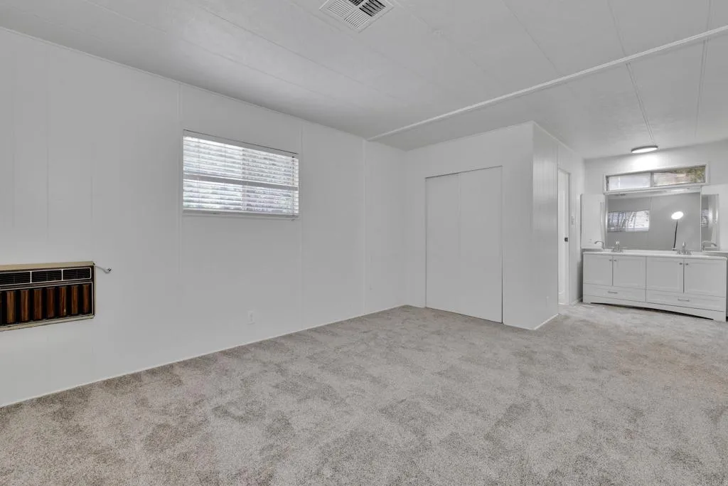 https://cdn.realtyfeed.com/cdn/127/306589420/f2a658abad4b6612b7aec343574a3d76.webp