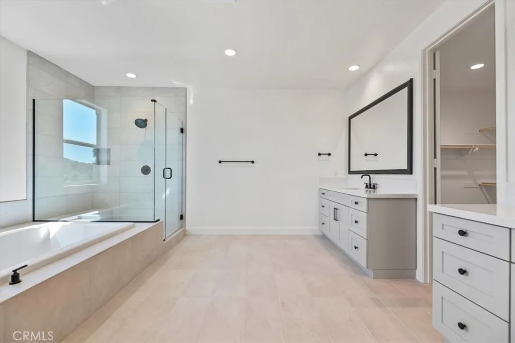 https://cdn.realtyfeed.com/cdn/127/306589436/a0d94a63c423bfd648758ebef54362d2.webp