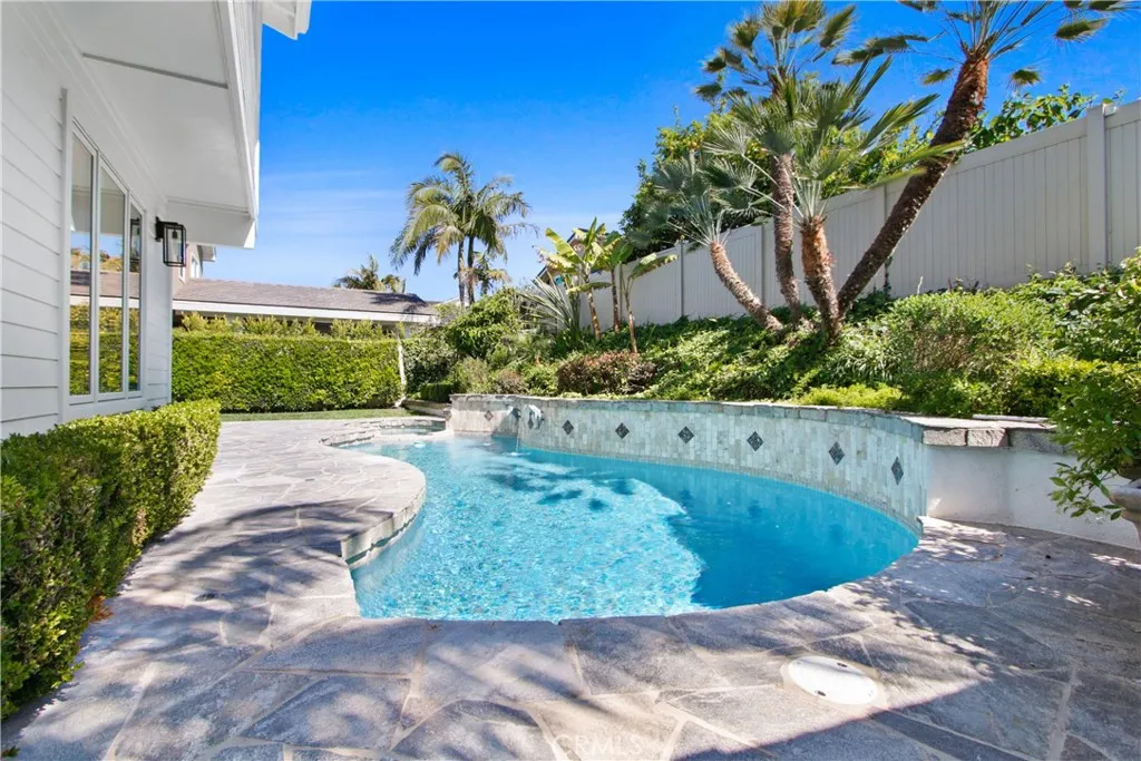 2021 Port Bristol, Newport Beach, CA 92660 - Photo 3 of 19, Newport Beach, CA