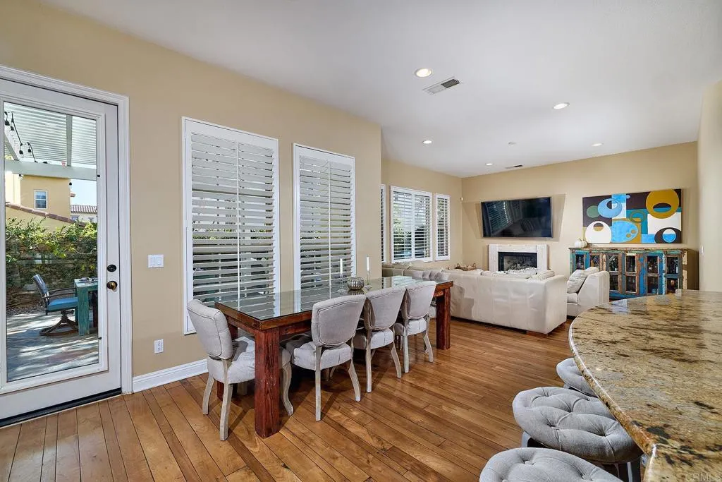 https://cdn.realtyfeed.com/cdn/127/306589524/131e4ce14ed873106cb573d93389a933.webp