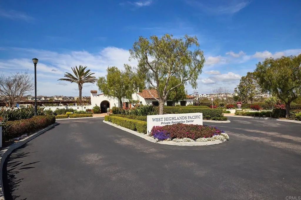 https://cdn.realtyfeed.com/cdn/127/306589524/46788f7db64bdd165433a18994b312df.webp