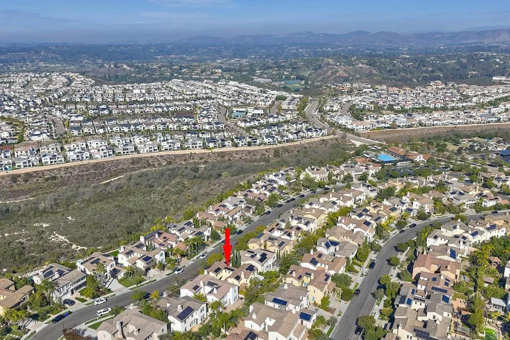 https://cdn.realtyfeed.com/cdn/127/306589524/9cdd9de0c5f3d53519a1ae78559f5e99.webp