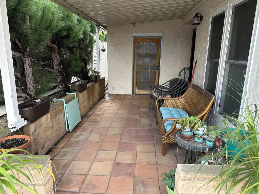 https://cdn.realtyfeed.com/cdn/127/306589561/48f96a2f26223006dda3778d5ec24153.webp