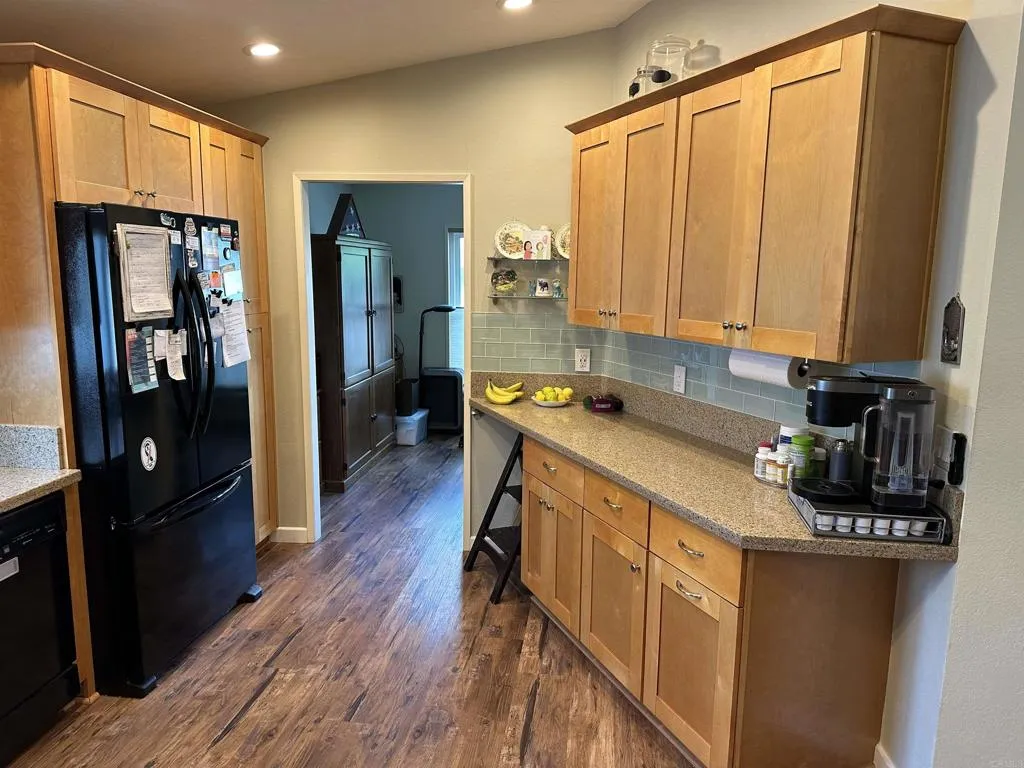 https://cdn.realtyfeed.com/cdn/127/306589561/f05d2b38a6046b797a2667b7d0548eec.webp