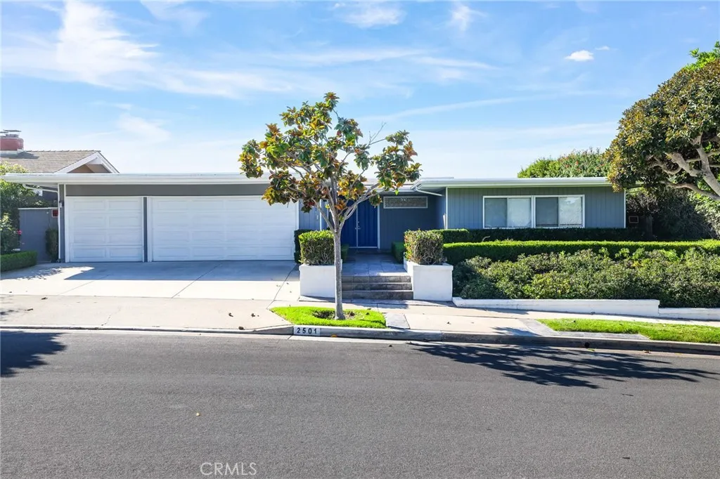 Corona Del Mar, CA 92625