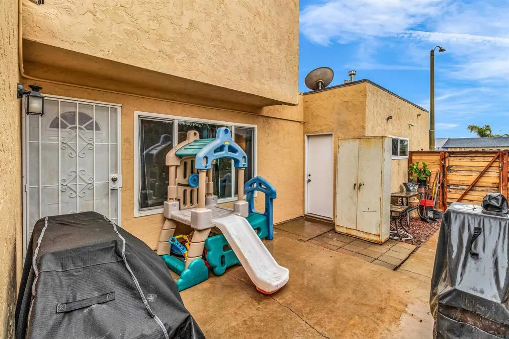 https://cdn.realtyfeed.com/cdn/127/306589630/04ab91c141cad7e0f20aa38a68500838.webp