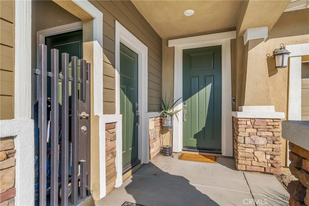 1744 Sunny Heights Lane, Redlands, CA 92374 - Photo 4 of 30, Redlands, CA