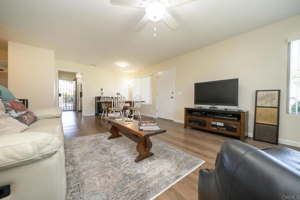 https://cdn.realtyfeed.com/cdn/127/306589703/9248fa12ed153c1543d9a6b8ad59f9dd.webp