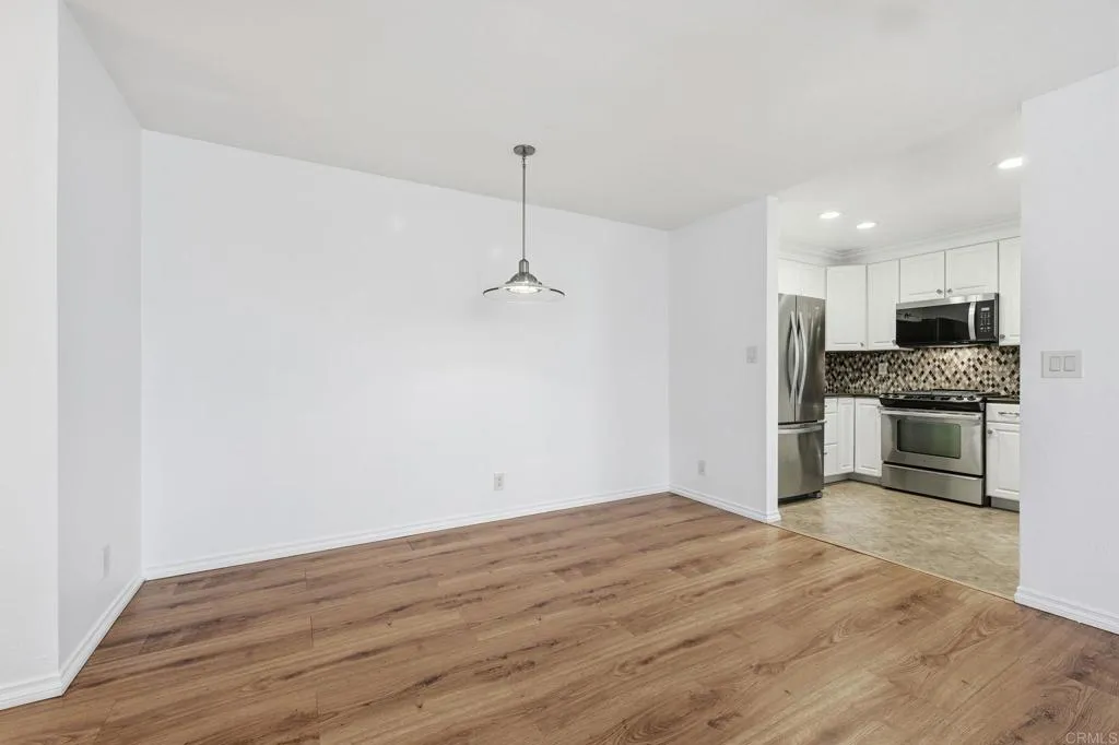 https://cdn.realtyfeed.com/cdn/127/306589704/2660691433d7af4a34d4defd7f73322c.webp