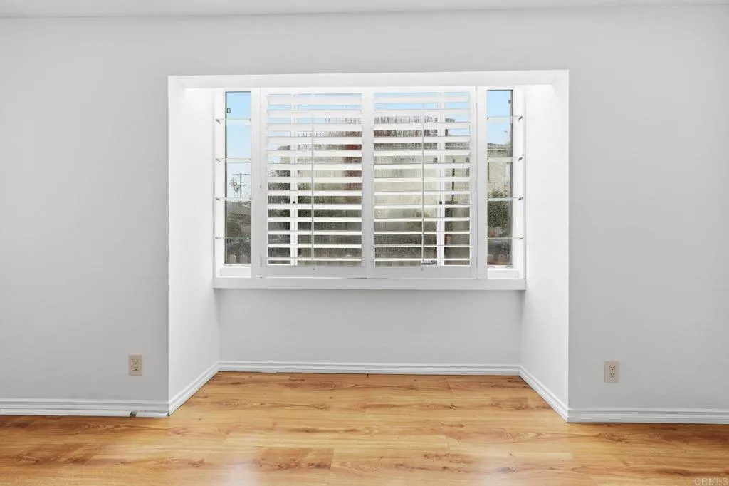 https://cdn.realtyfeed.com/cdn/127/306589704/4e7b631a3d4395489e3dd73dbf1aef86.webp