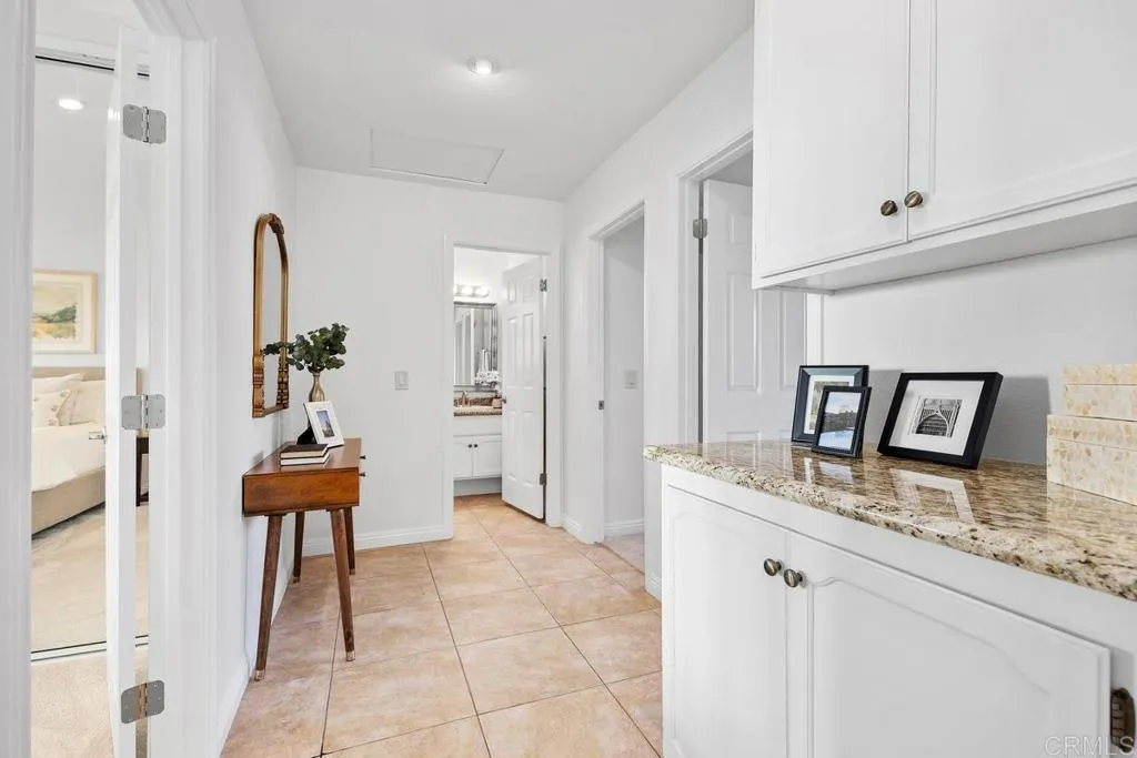 https://cdn.realtyfeed.com/cdn/127/306589735/89e65de17f816f0b490a33ae8f3094a8.webp