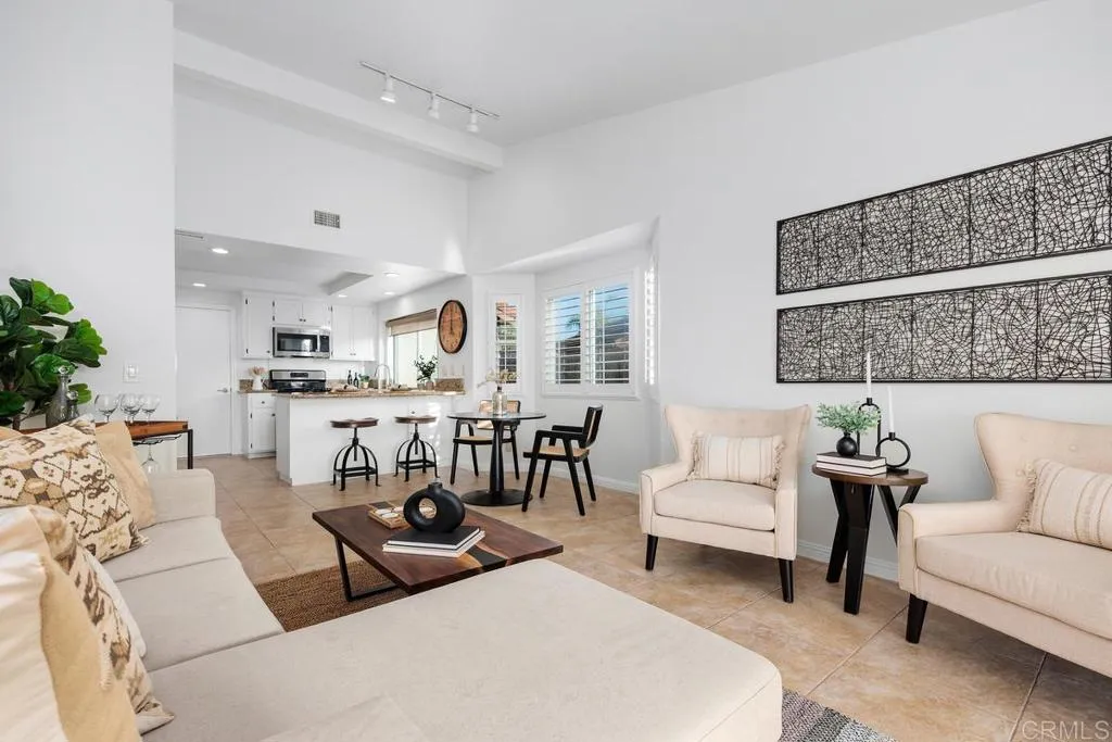 https://cdn.realtyfeed.com/cdn/127/306589735/c85c2cbed6329ce871f7424a8abd5325.webp