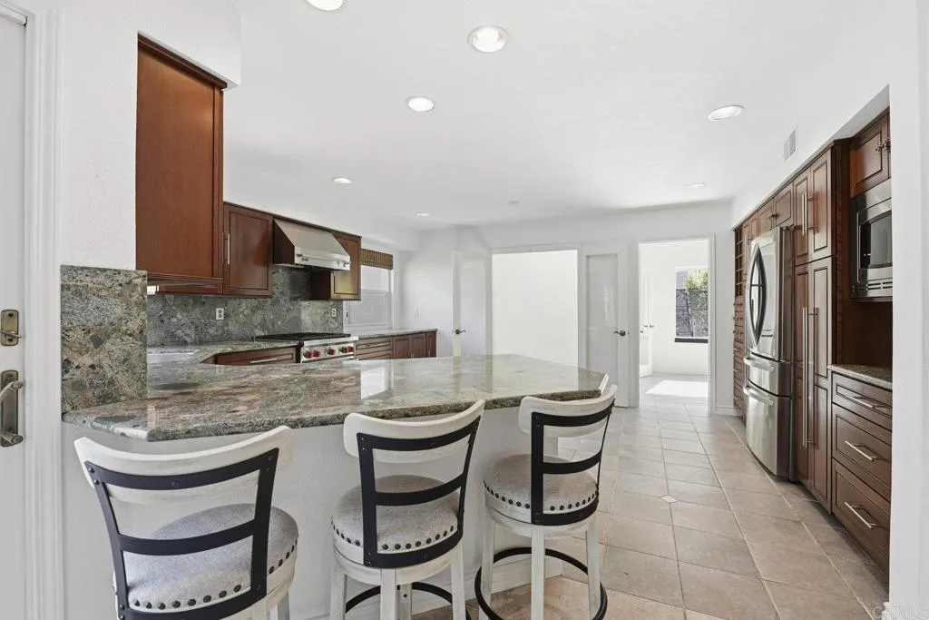 https://cdn.realtyfeed.com/cdn/127/306589795/5a5342a2a17978f95ccee55499fba58c.webp