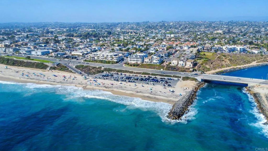 https://cdn.realtyfeed.com/cdn/127/306589796/1fec8882d1d141b7aa1aaf2115422a91.webp
