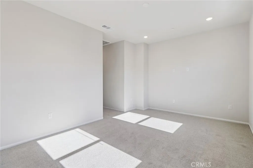 Photo #24: OC25254176 Listing: Photo #24