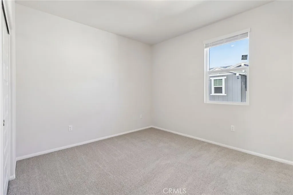 https://cdn.realtyfeed.com/cdn/127/306589797/4615af0ae9a739a199d16e5753fc1d35.webp