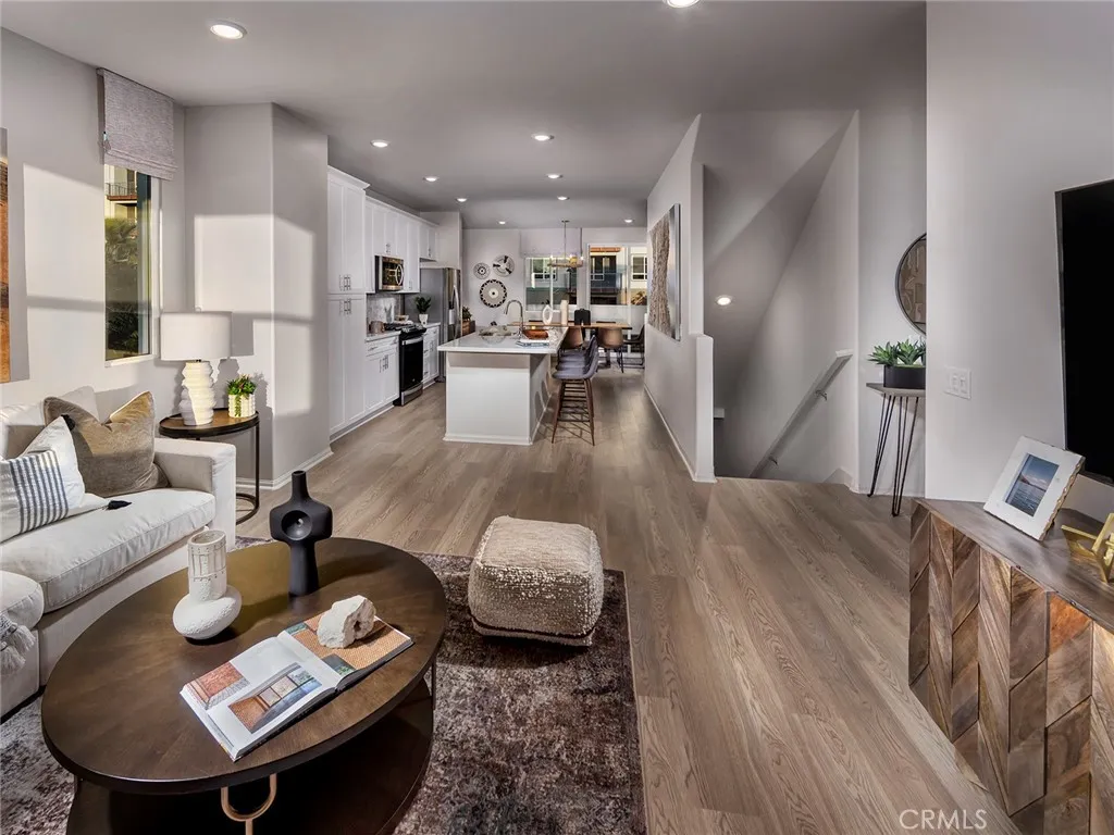 Photo #10: OC25254176 Listing: Photo #10