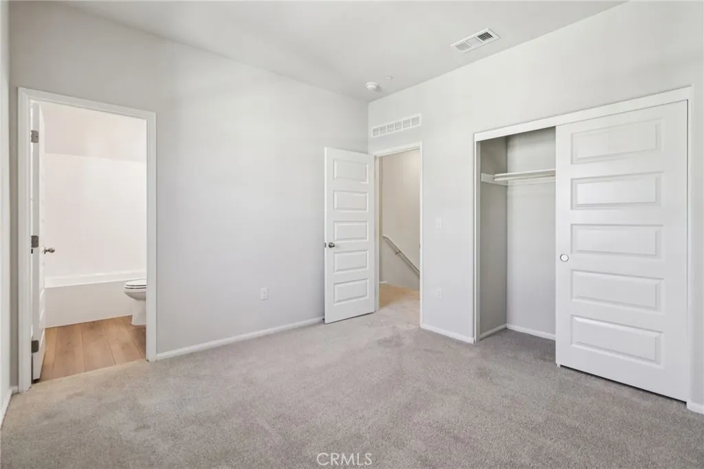 Photo #16: OC25254176 Listing: Photo #16