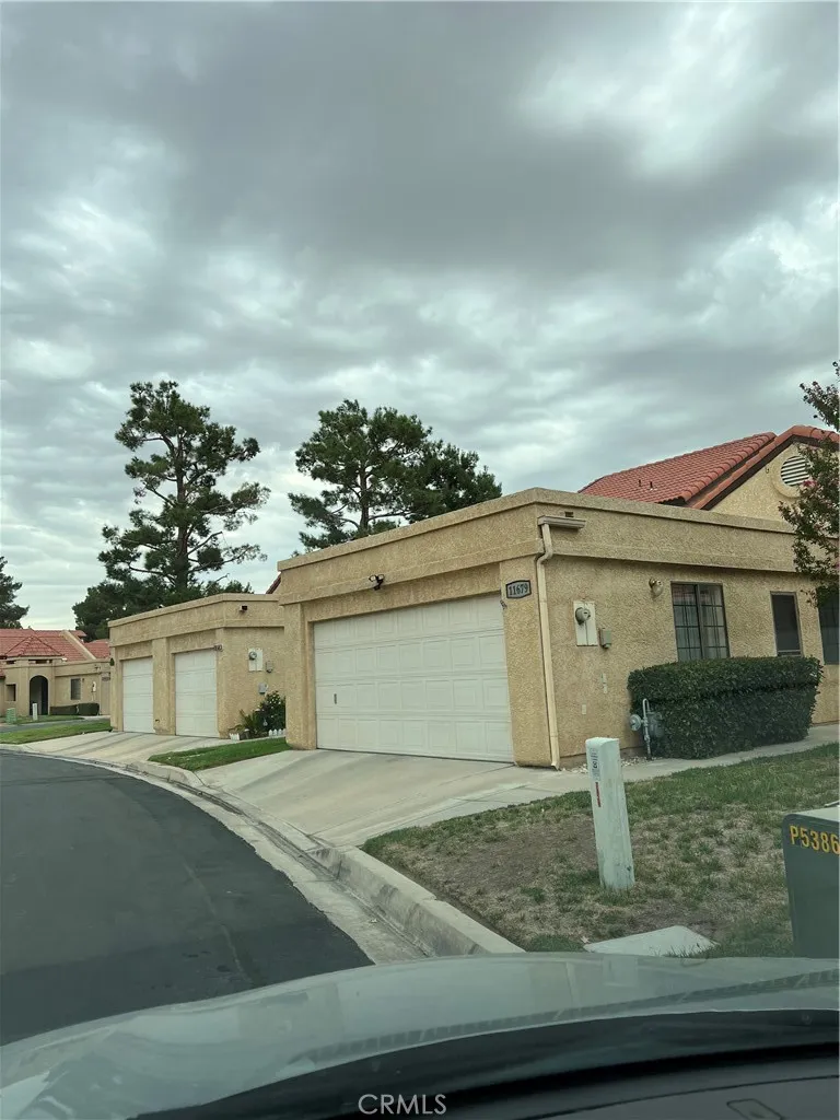 Apple Valley, CA 92308