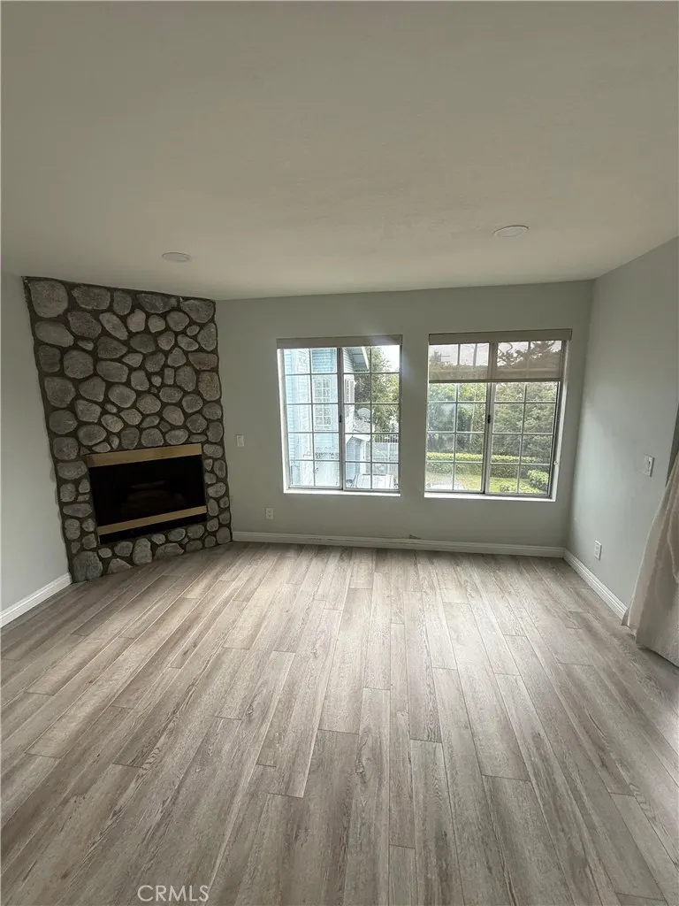 2248 Del Mar Unit 7, Montrose, CA 91020 - Photo 4 of 23, Montrose, CA