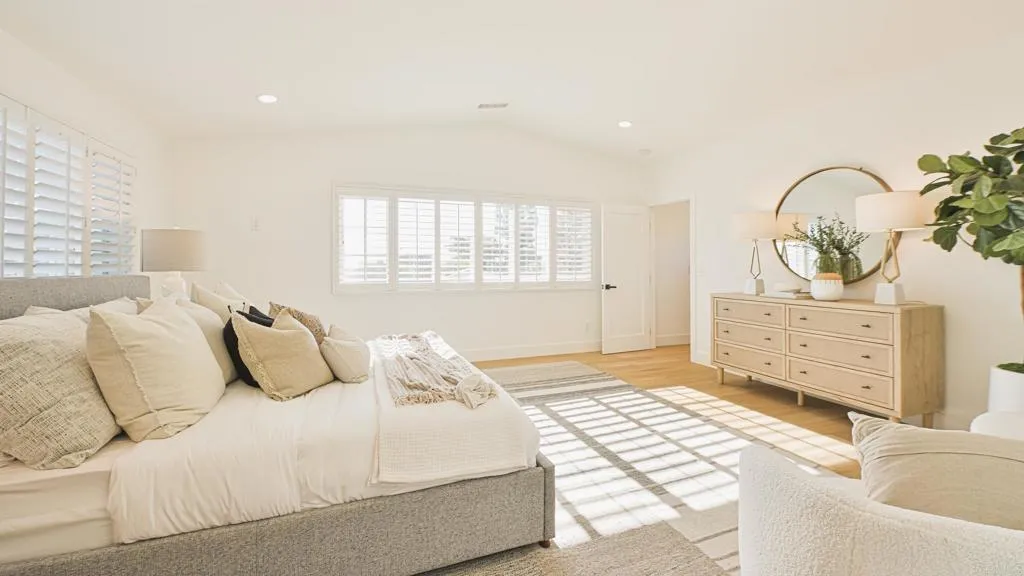https://cdn.realtyfeed.com/cdn/127/306589975/3118052924b841a1073f54ec2703ab3b.webp