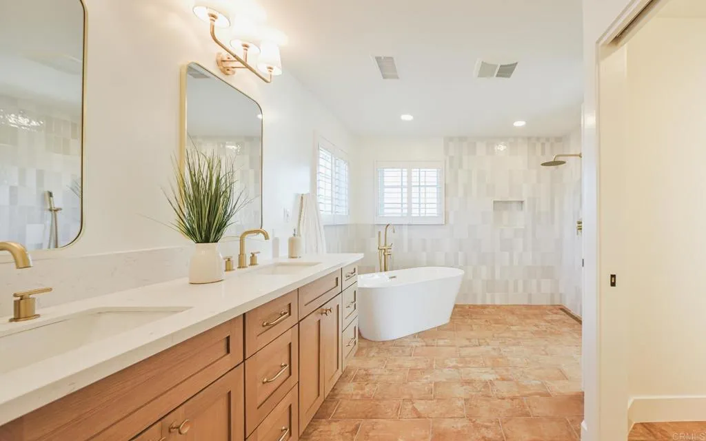 https://cdn.realtyfeed.com/cdn/127/306589975/5491477326d9a3bacdbb30955394e050.webp