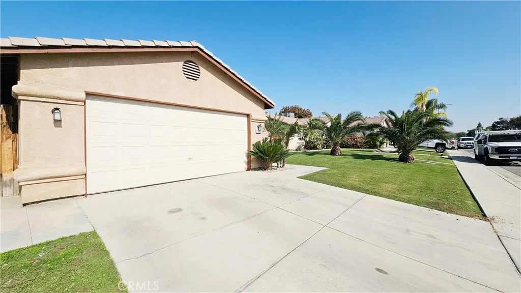 5020 Trabuco Canyon, Bakersfield, CA 93307 - Photo 5 of 60, Bakersfield, CA