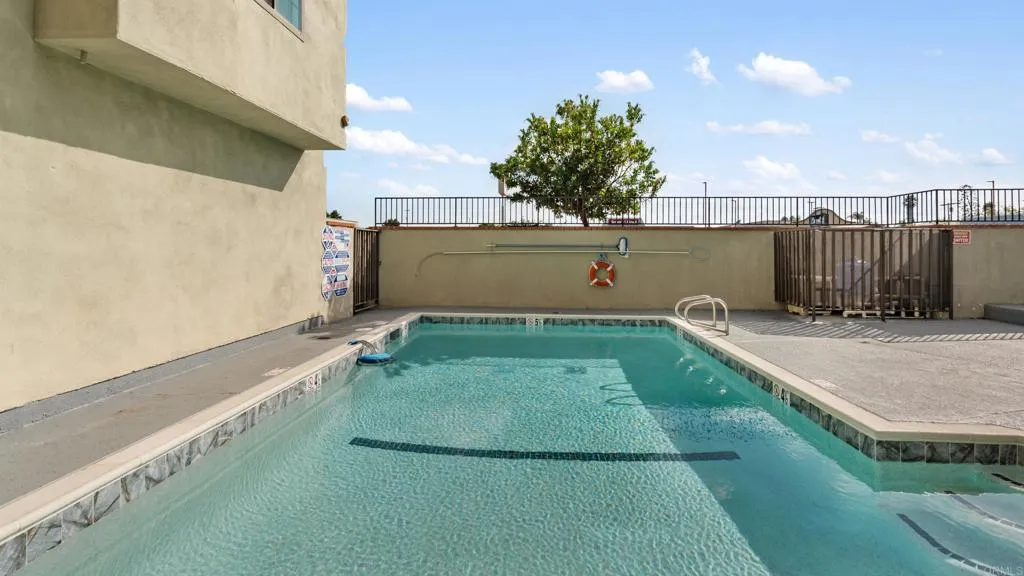 https://cdn.realtyfeed.com/cdn/127/306590110/4895307dd83ed9a3866587d560ae8d97.webp