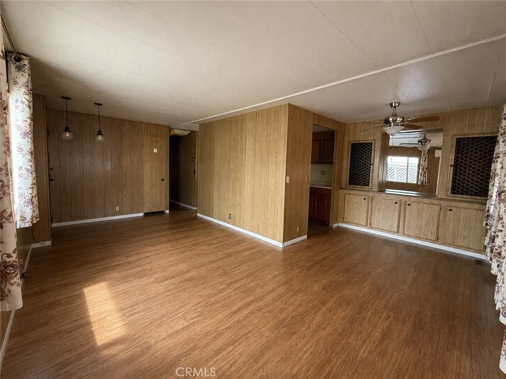 12147 Lakeland Rd Unit 32, Santa Fe Springs, CA 90670 - Photo 5 of 12, Santa Fe Springs, CA