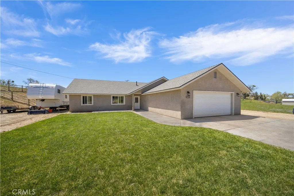 29990 Horsethief Drive, Tehachapi, CA 93561 - Photo 3 of 33, Tehachapi, CA