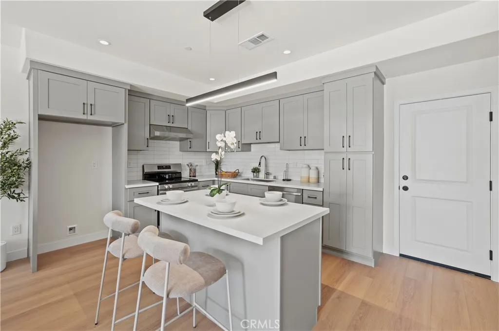 Westminster, CA 92683