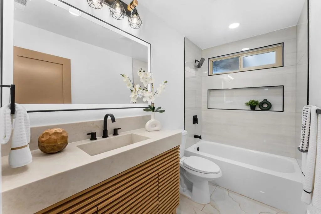 https://cdn.realtyfeed.com/cdn/127/306590455/413d01c89bd279ec579ef0c9370573d6.webp