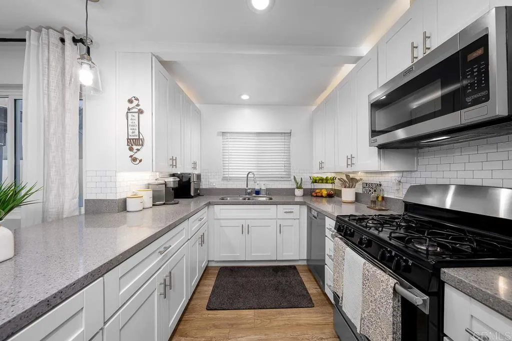 https://cdn.realtyfeed.com/cdn/127/306590460/78b00b44e56df12228b91ea7931d164b.webp