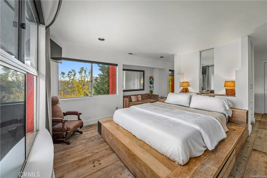 https://cdn.realtyfeed.com/cdn/127/306590505/a1e44772c57ac2ecedea586a17753904.webp