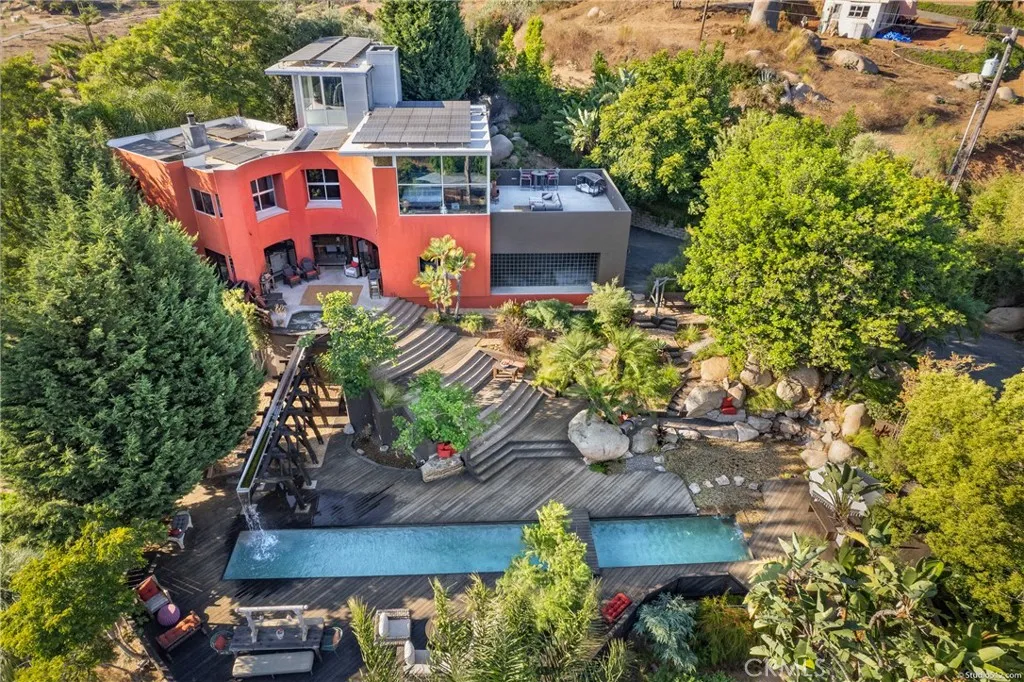 https://cdn.realtyfeed.com/cdn/127/306590505/fa29b3c26670c477899e91150b12fb69.webp